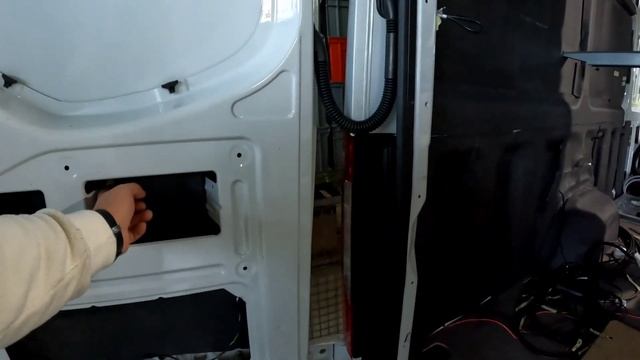 Обзор самодельного автодома на базе Мерседес Спринтер. Планировка, утепление, отопление смотреть онлайн