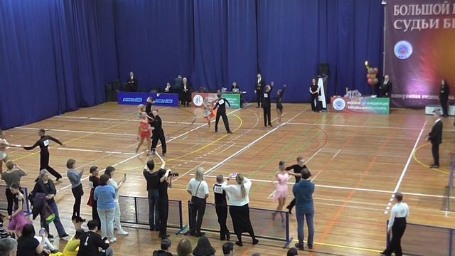 B класс Юниоры 2+1 финал латина смотреть онлайн