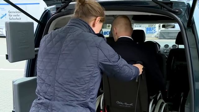 Volkswagen Caddy Maxi для перевозки инвалидов