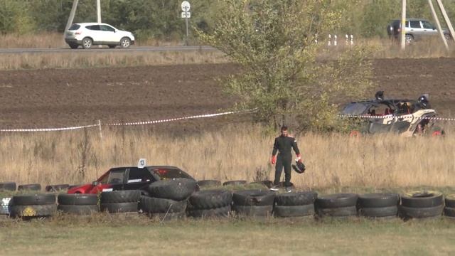 Задорный автокросс в Бузулуке 8-9.10.2022. Кубок Союза содействия развития автоспорта. смотреть онлайн