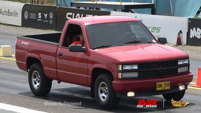 Exhibición de autos CLÁSICOS Y ANTIGUOS en los Piques 1/4 de Milla Barranquilla 2023 смотреть онлайн