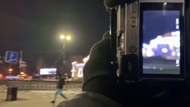 Ночная уличная фотография от первого лица | Sony A6000 + Yungnuo YN 50mm f/1.8 смотреть онлайн