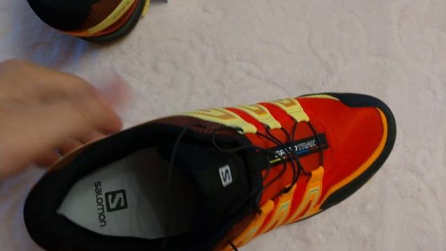 Обзор трэйловых кроссовок Salomon Speedtrak смотреть онлайн