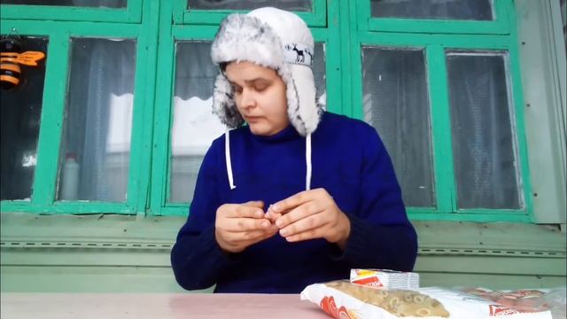 БОМЖ ОБЕД ЗА 50 РУБЛЕЙ В 2019 ГОДУ В РОССИИ | САМЫЕ ДЕШЁВЫЕ СОСИСКИ | КАК ПРОЖИТЬ НА 50 РУБЛЕЙ смотреть онлайн