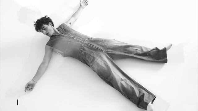 Benson Boone - Let Me Go (Official Lyric Video)