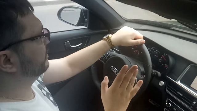 Kia Optima GT Line ответы на вопросы: контроль слепых зон смотреть онлайн