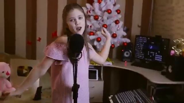 Ксения Левчик - Патамушка (cover) смотреть онлайн
