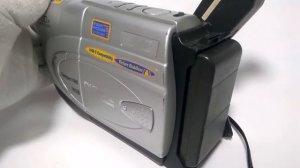 JVC Digital Video Camera GR-FX16e