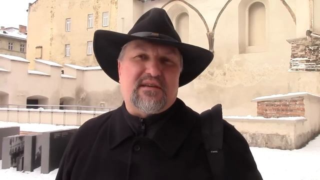 Архиепископ Сергей Журавлев на месте синагоги "Золотая Роза" во Львове 2016.12.08 смотреть онлайн