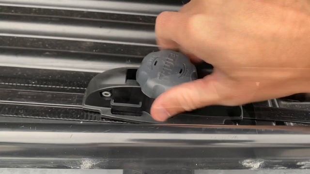 How to Install a THULE Cargo Box смотреть онлайн