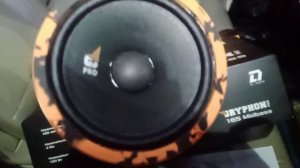 Замена штатной акустики в автомобиле Mitsubishi Pajero 4 на  DL Audio Gryphon Pro Midbass 165