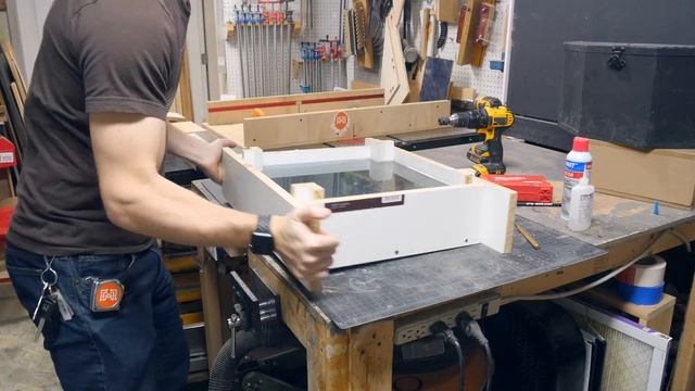 How to make an Ocean Table // Concrete and Epoxy Resin | I Like To Make Stuff смотреть онлайн