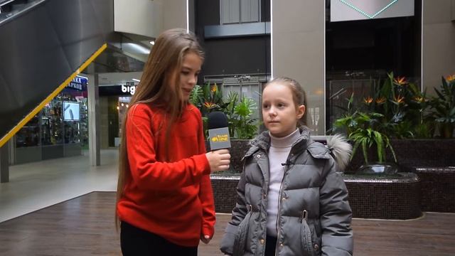 Что подарить на 23 февраля или на 8 марта? смотреть онлайн