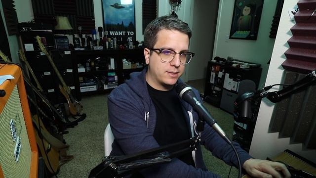 AKG D5 Vocal Dynamic Mic Review / Test смотреть онлайн