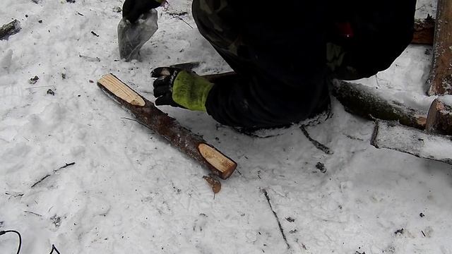 Землянка. Новый дымоход. Делаем дровенник и тамбур. Bushcraft смотреть онлайн