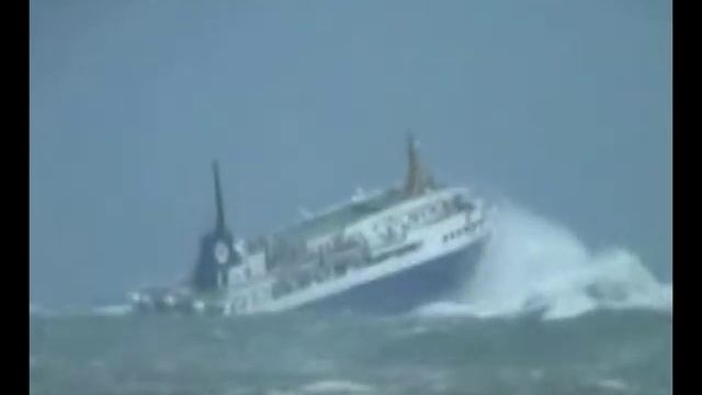 Dangerous seas смотреть онлайн