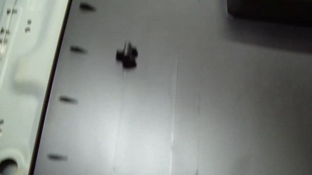 Ни одного винта! Как разобрать LED TV Samsung UE 49NU 7170U. смотреть онлайн