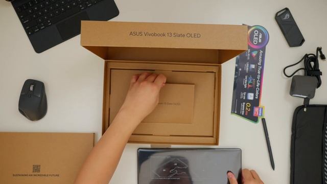 Unboxing | Asus Vivobook 13 Slate OLED T3304 смотреть онлайн