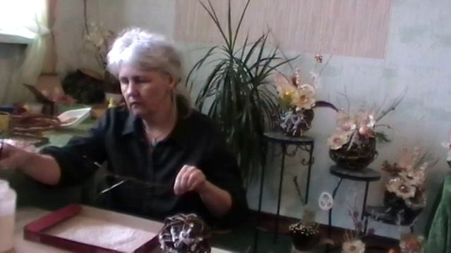 Флористика и не только 2 Как делать украшения в цветочную каомпозицию . смотреть онлайн