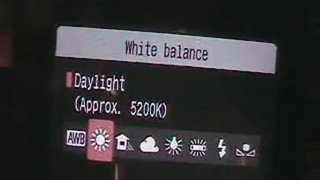 How to set white balance for Canon EOS XS смотреть онлайн