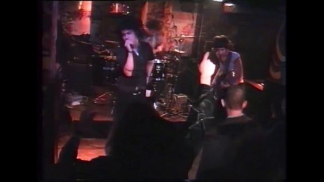 The Mars Volta - Cut That City Live @ Ilirska Bistrica 2002 смотреть онлайн