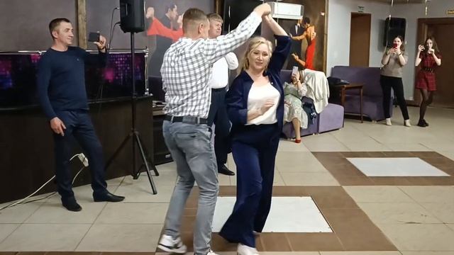 "От сердца к сердцу!" (исп.Олег Корчиганов, танец - Евгений и Елена Ширманкины). смотреть онлайн