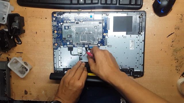 Disassembly lenovo ideapad 110 Keyboard Replacement смотреть онлайн