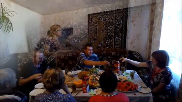 У Светки Кузнецовой день рождения смотреть онлайн