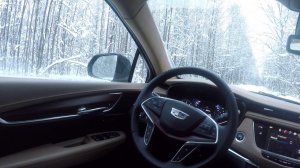 Кадиллак/Cadillac XT5. Блогерам его пока не давали)