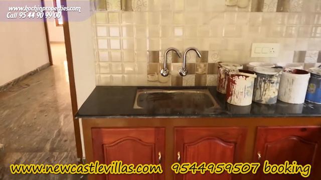 Brand New Villa for sale in Perumbavoor 6 cent 2280sqft 4bhk 64Lakhs(2019 construction) смотреть онлайн