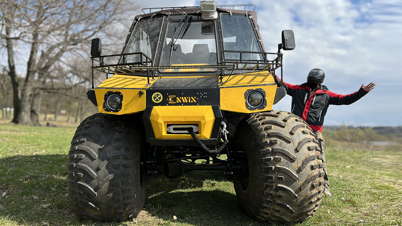 Новинка! Вездеходы Enwix! Огромный экспедиционный квадр со спальным местом! смотреть онлайн
