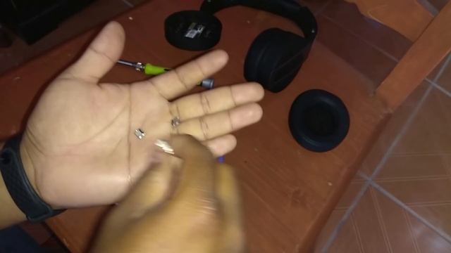Abrir y Reparar Audifonos/HeadSet смотреть онлайн