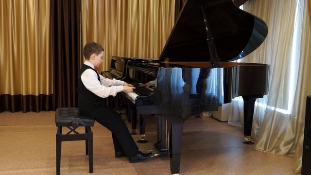 Кулешов Дмитрий, 8 лет, фортепиано, М. Балакирев "Полька", ДШИ № 45 смотреть онлайн