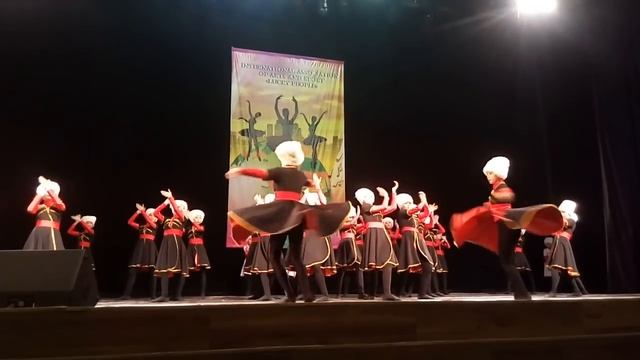 Ансамбль танца "Меруерт" г.Астана. Танец "Лезгинка" смотреть онлайн