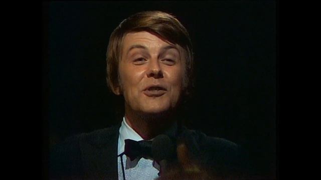 Sven-Bertil Taube - Kom I Min Famn (Sommarnatt) | Live 1970 (Vila i frid, Rest in peace) смотреть онлайн