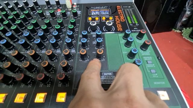 Bàn mixer XA 16pro. vang JBL 280. Vang X6. Gửi 3 bác. Đt 0936.583 140 смотреть онлайн