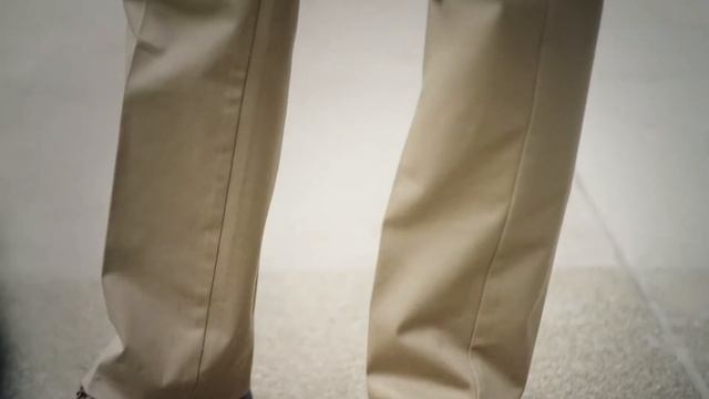 Dockers Signature Khaki смотреть онлайн