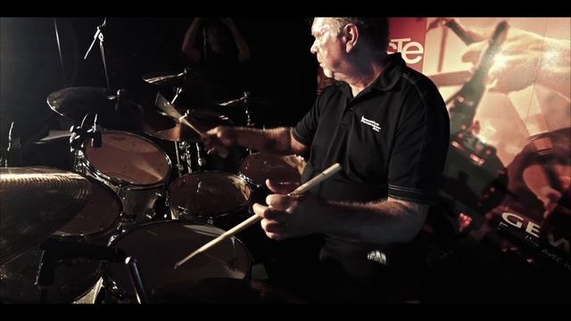 John Jr Robinson Drum Solo -  Paiste & DW Drums