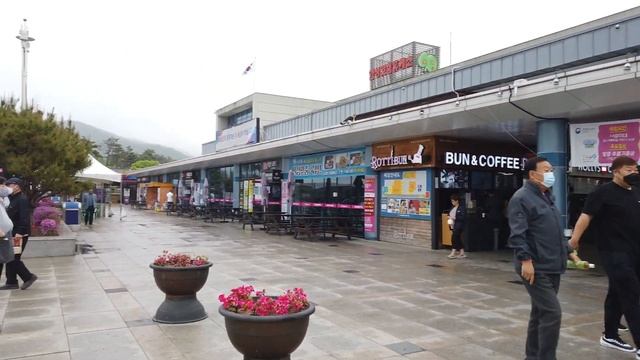 [Часть 1] КАРШЕРИНГ В КОРЕЕ // ДОРОЖНЫЕ РАЗВЛЕЧЕНИЯ // БЬЁМ В КОЛОКОЛА // ПАРК С ВОДОХРАНИЛИЩЕМ смотреть онлайн