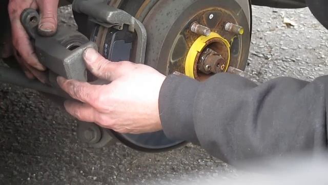 Infiniti G35 Rear Brakes смотреть онлайн