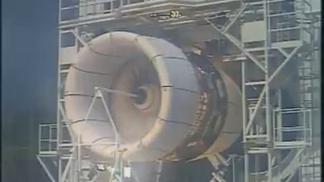 Bird Strike Jet Engine Test смотреть онлайн