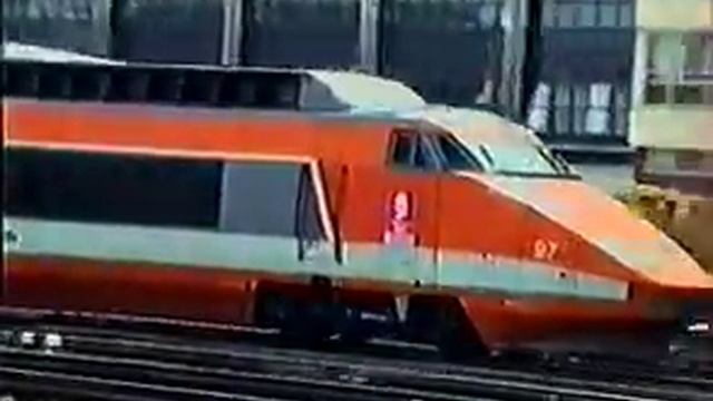 GARE DE LYON PARIS 1992 смотреть онлайн