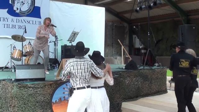 Nicky Emotinal girl Amarant Festival Tilburg 20150607111427 1 смотреть онлайн