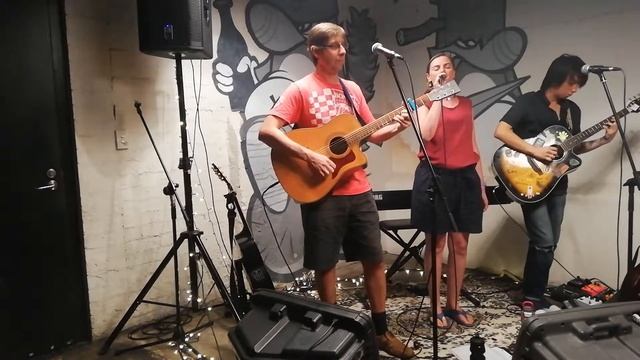 The Sketch Artists at Kuki Bar 16 January 2019 3 Normal She смотреть онлайн