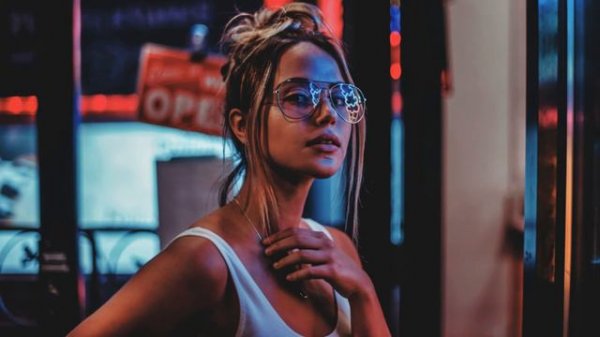 Sundry vs. Justine Suissa - Satellite (Original Mix)