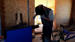 монтаж твердотопливного котла в кирпичную трубу.