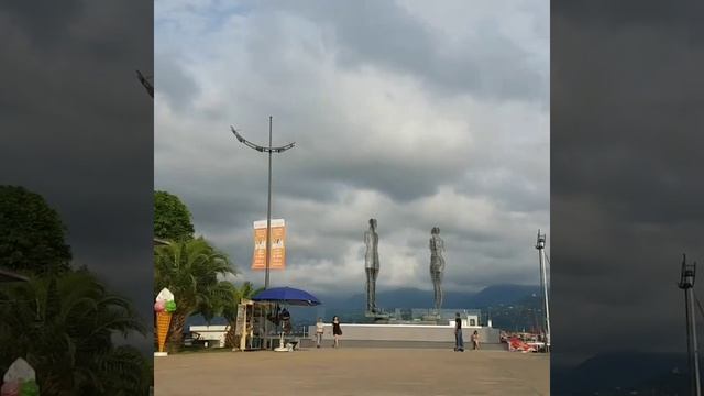 Батуми. Статуя любви. Нино и Али смотреть онлайн