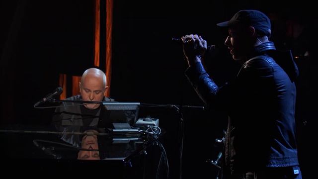 Peter Gabriel & Chris Martin - 