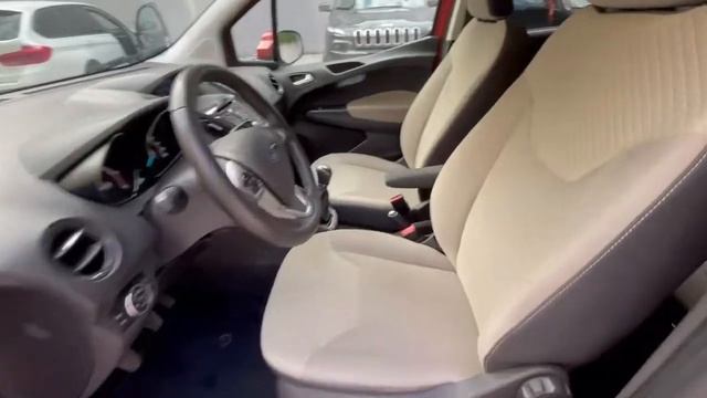 FORD Tourneo Courier 1.5 TDCI 100 CV Titanium Privacar Bolzano смотреть онлайн