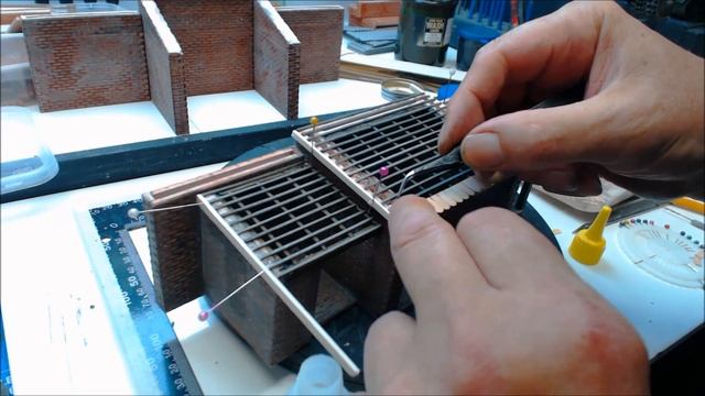 European Farmyard Beaver Tail Tiles In 1/35 scale - Basic Build Part 2 смотреть онлайн